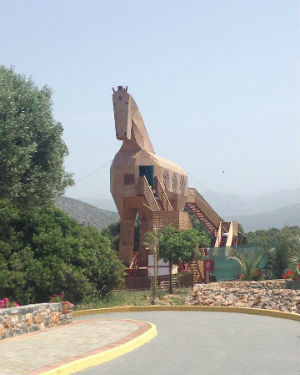 конь троянский