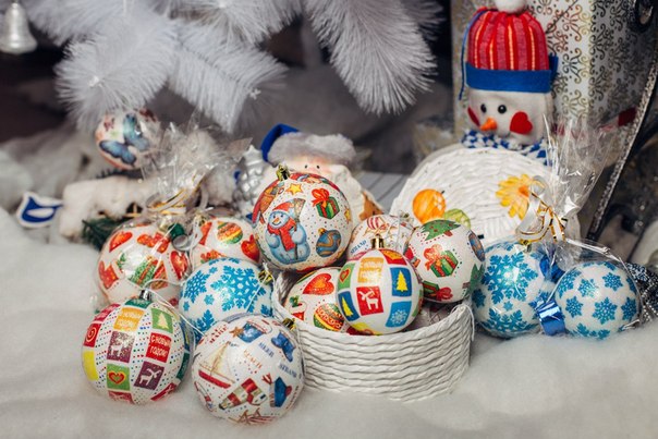 Елочные игрушки